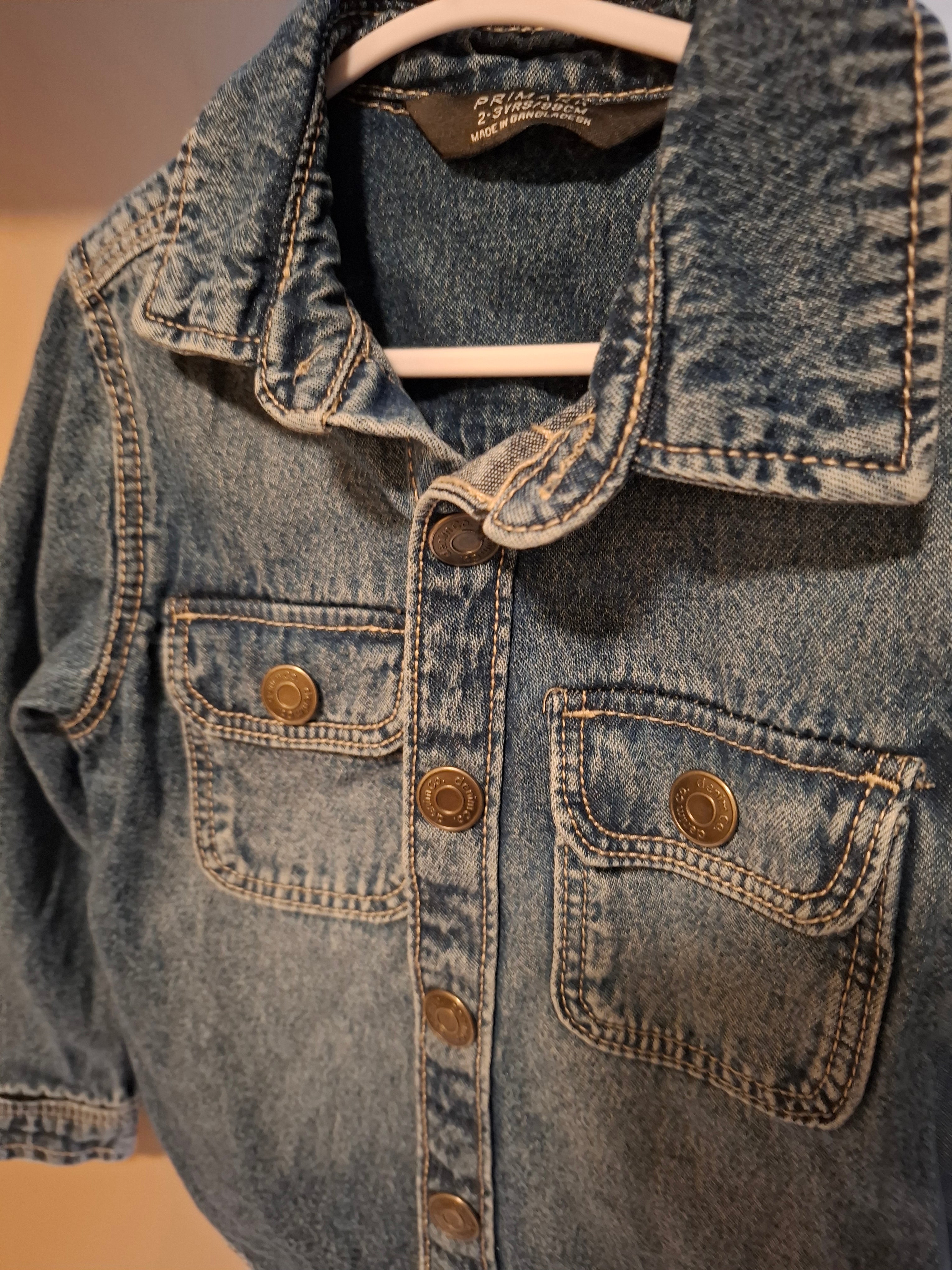 Chemise en jeans taille 98