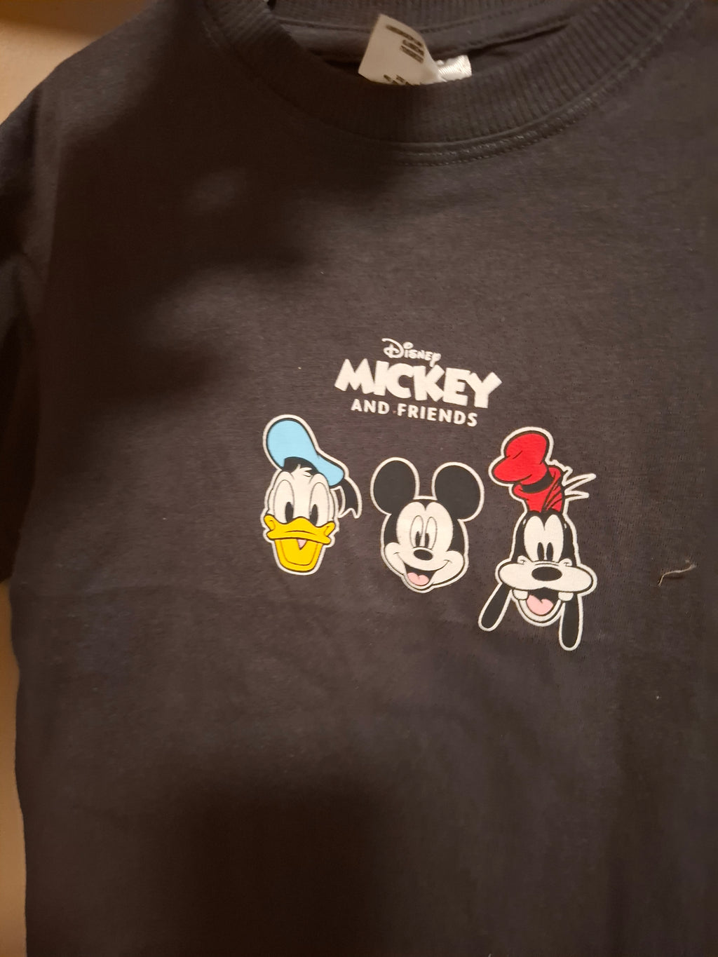 T-shirt disney taille 92