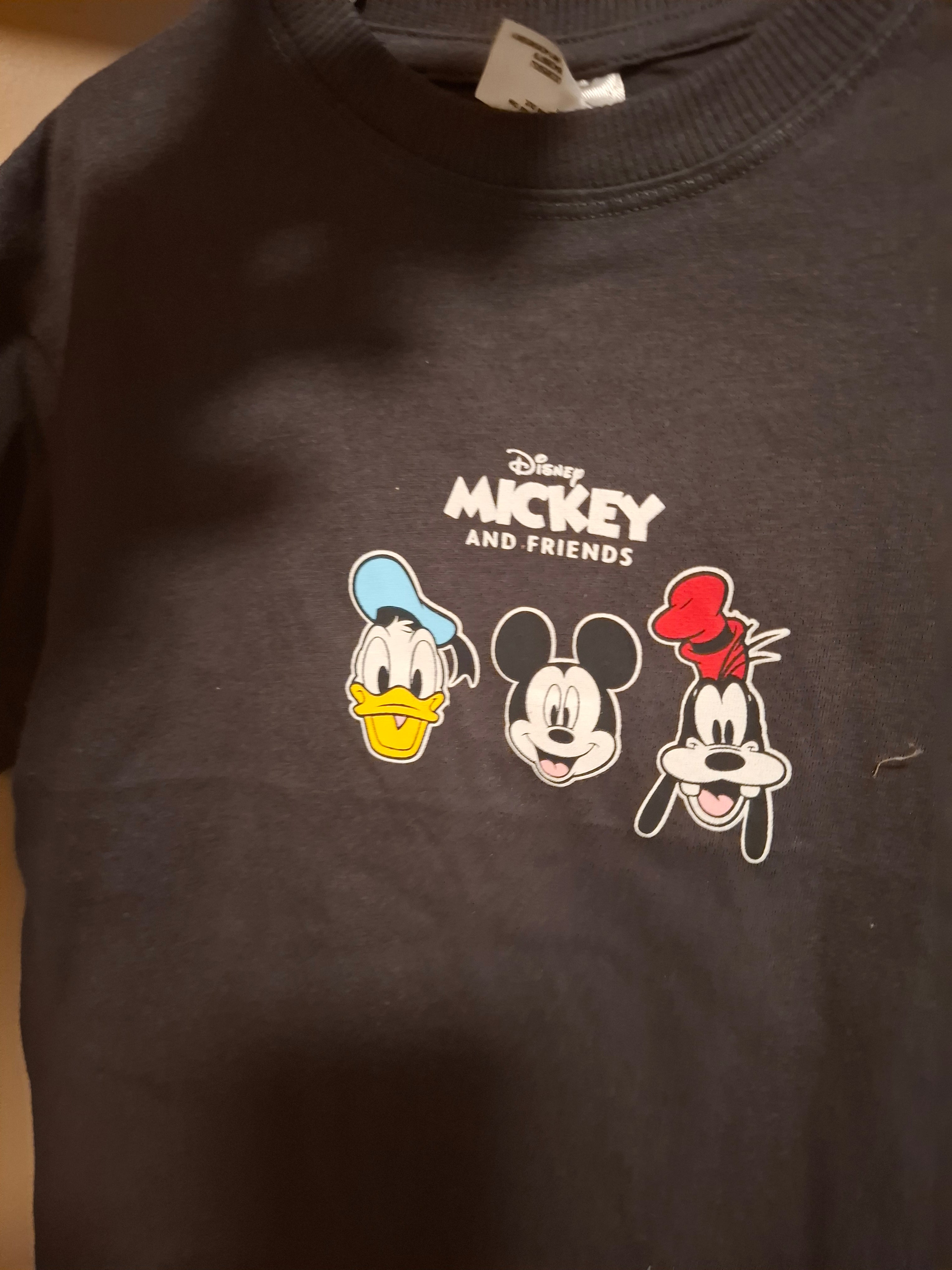 T-shirt disney taille 92