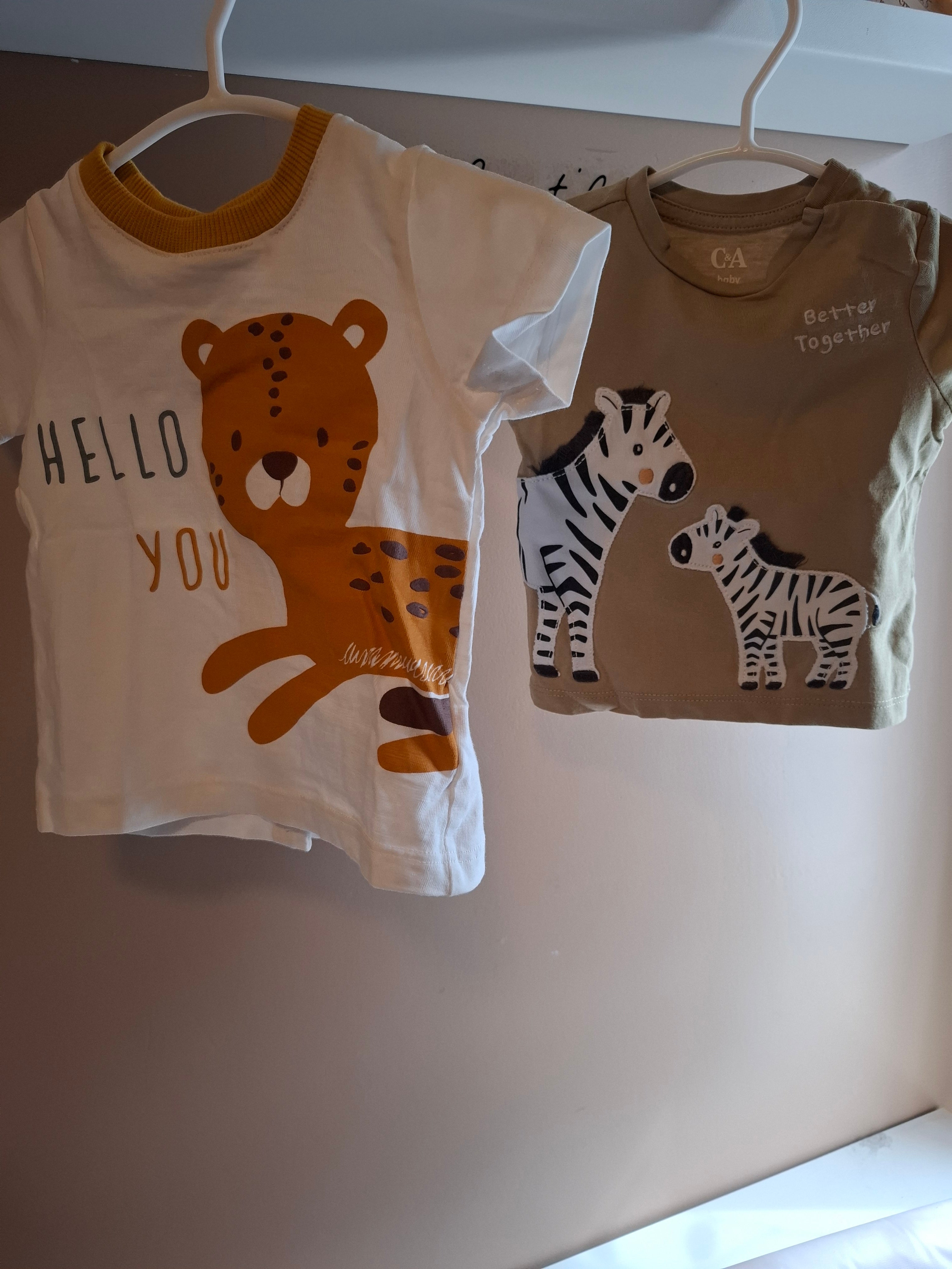 T-shirts taille 2-3 mois