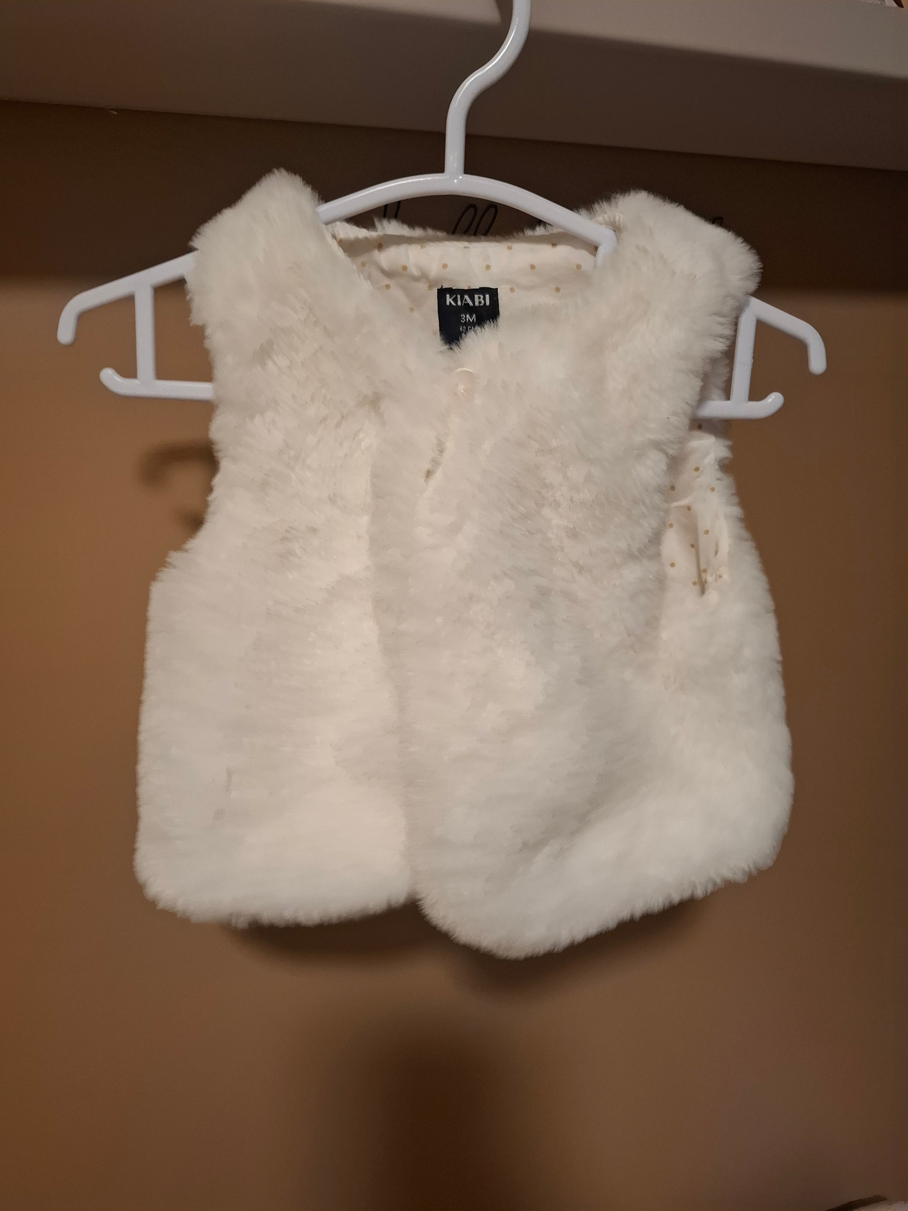Veste courte manches taille 3 mois